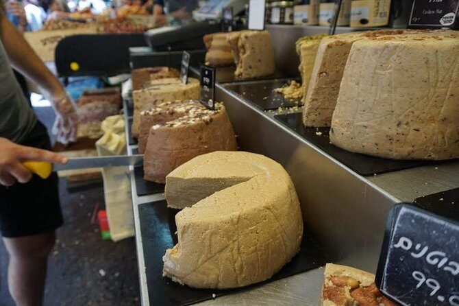 Carmel Market Tasting Tour - Stop-by-stop: how the Carmel Market segment actually feels