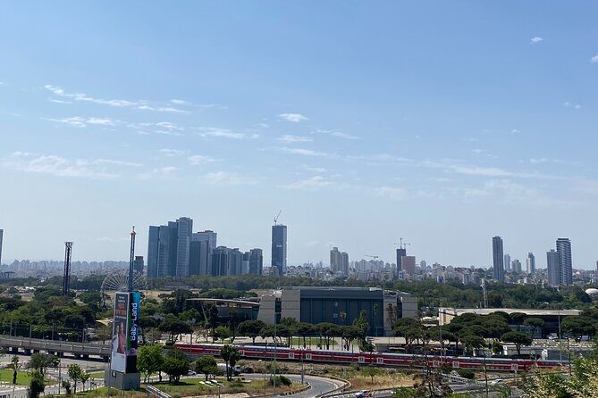 City tour Tel-Aviv-Yafo - Mediterranean Sea stroll and the Heart of Tel Aviv pause