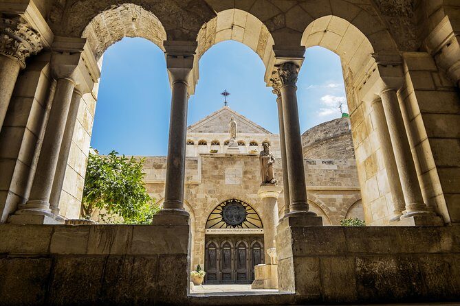 Day Tour to Jerusalem and Bethlehem from Tel Aviv - Holy Sepulchre and the Cardo: ancient streets in short bursts