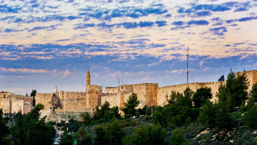 From Jerusalem Small group tour Old&New City ENTRY FEES INCL - The Cardo (Roman Road): why a restored street matters