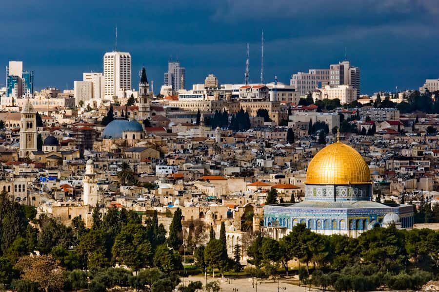 From Tel Aviv: Jerusalem Old & New City Bus Tour - The Western Wall to the Via Dolorosa: a moving corridor of faith