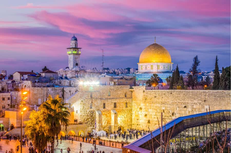 From Tel Aviv: Old Jerusalem Half-Day Tour - Old City markets to close: souvenirs, snacks, and crowd energy