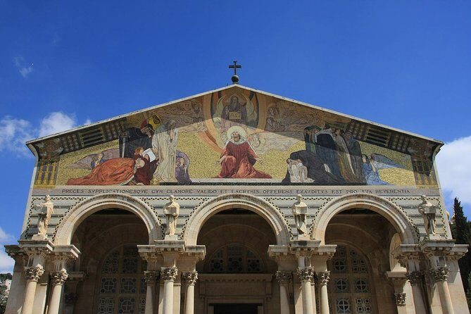 Groups and private tours to Israel and Joradn and other destinations. - Day 1 in Jerusalem: Mount of Olives to the Holy Sepulchre circuit