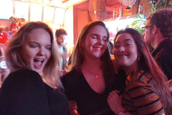 Guided Pub Crawl Night Tour at Tel Aviv - What the 4-hour format means for your night