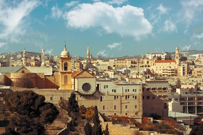 Highlights of the Jerusalem and Bethlehem Biblical Trip from Tel Aviv - Western Wall and the prayer-note moment at the Kotel
