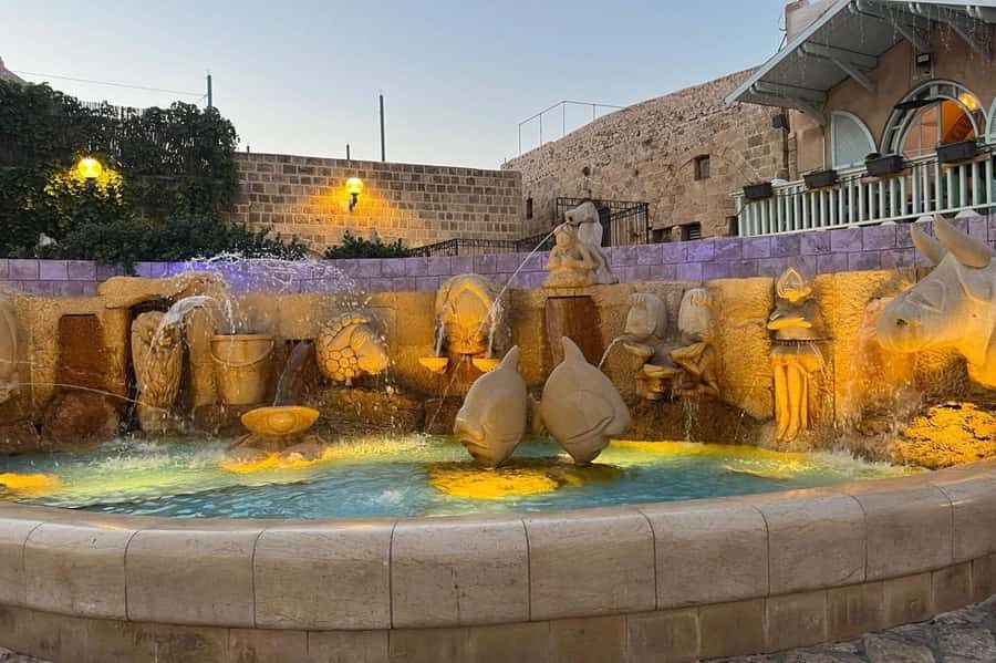 Jaffa: Old City, Port & Shuk Hapishpishim Walking Tour - Key things you’ll notice on this Jaffa walk