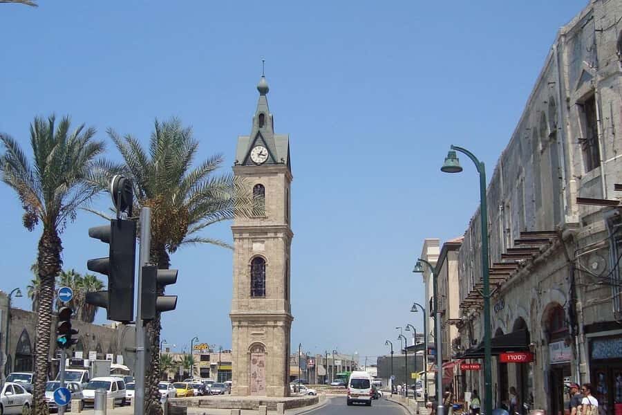 Jaffa: Old City, Port & Shuk Hapishpishim Walking Tour - Getting oriented at Abulafia Bakery and Clock Tower Square