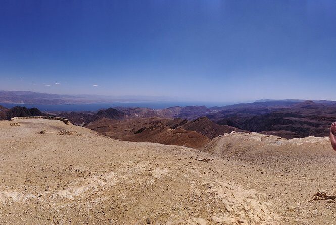 Jeep tour adventure Eilat mountains - Guides and the small touches that make it feel personal