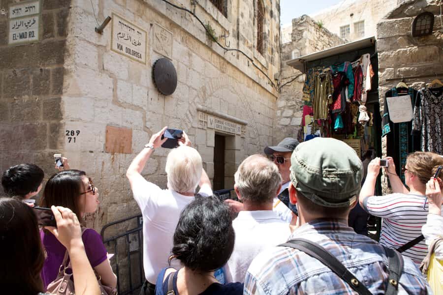 Jerusalem Half-Day Sightseeing Tour - A five-hour Jerusalem circuit that explains why three faiths share one city