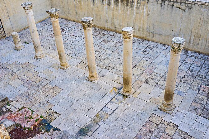 Jerusalem Half-Day Tour from Tel Aviv: Holy Sepulchre and Western Wall - Mount of Olives panoramas: reading the city in layers