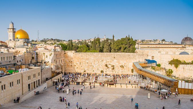 Jerusalem Half Day Tour: Holy Sepulchre and Western Wall - Down to the Holy Sites: Garden of Gethsemane and the Kidron Valley