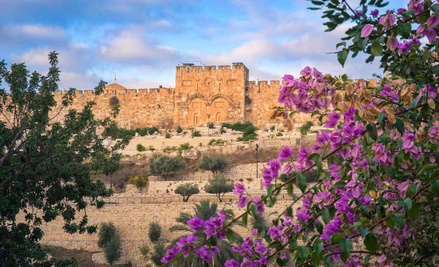 Jerusalem: Old City Morning Tour - The walking reality: stairs, uneven ground, and modest dress