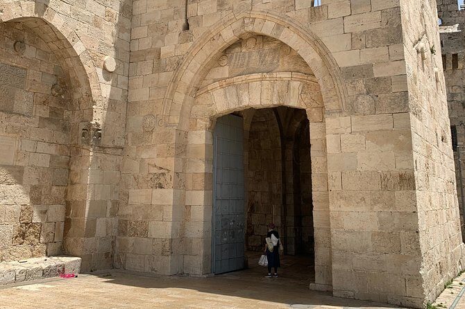 Jerusalem Old City Private Tour, from Tel Aviv - Via Dolorosa and the 14 Stations: walking the Christian story