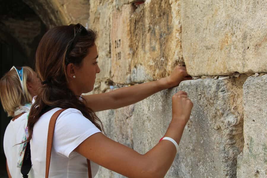 Jerusalem: Old City Shabbat Experience and Walking Tour - Cost and value: is $47 worth 150 minutes in the Old City?