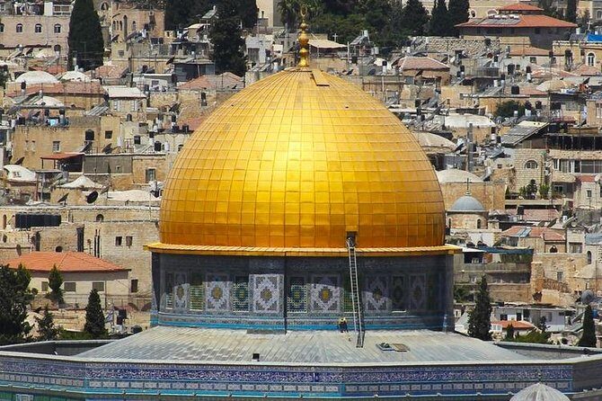 Jerusalem Walking Tour - The Cardo: Roman Jerusalem’s Main Street, Right Where You Can See It
