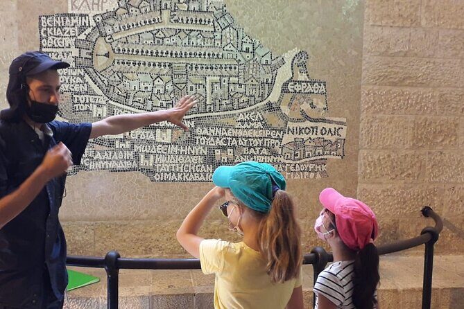 Magical Walking Tour in Old City of Jerusalem - Stop 1: Old City of Jerusalem With a Jewish-Quarter Lens