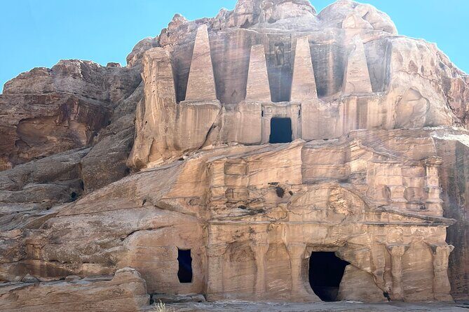 Petra 1-Day Tour from Jerusalem with FREE Authentic Lunch - Optional horseback entry and the Aqaba question