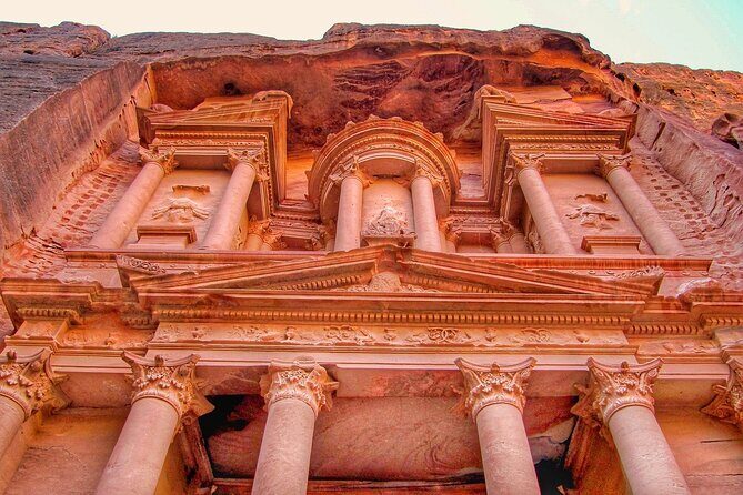 Petra 1-Day Tour from Tel Aviv with FREE Authentic Lunch - Petra Archaeological Park: Your Guided Walk Through the Best-Known Sights