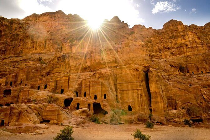 Petra 1-Day Tour from Tel Aviv with FREE Authentic Lunch - Who This Tour Suits Best (And Who Should Skip It)