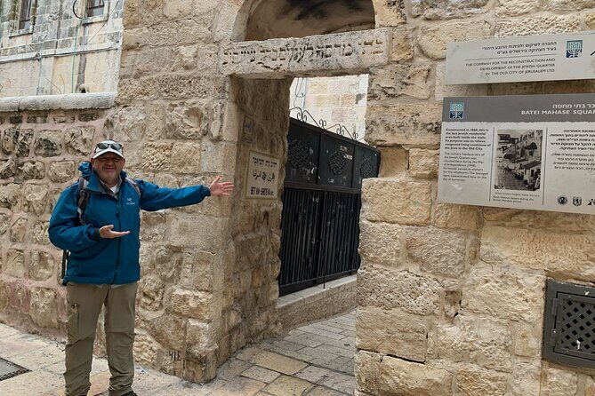 Private Full-Day Walking Tour of Jerusalem - Church of the Holy Sepulchre: the last stations and the Edicule