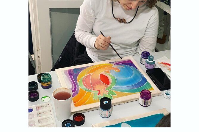 Private Silk Wall Hanging Painting Workshop in Jerusalem - What silk painting feels like in real life (the paint-flow advantage)