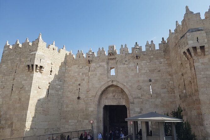Private Walking Tour in the Old City of Jerusalem - Christian Quarter and the route to Holy Sepulchre