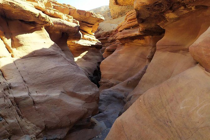 Red canyon jeep tour in Eilat - The Day’s Flow: Canyon Walk, Jeep Safari, and the Mt. Yoash Stop