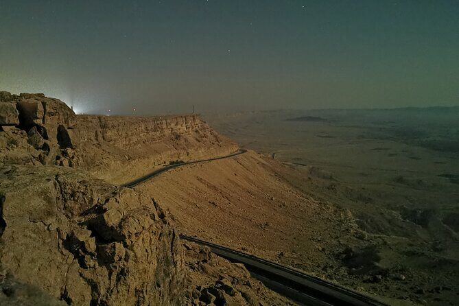 Stargazing Mitzpe Ramon - The Desert Extras: Fire, Tea/Coffee, Snacks, and Cold Reality