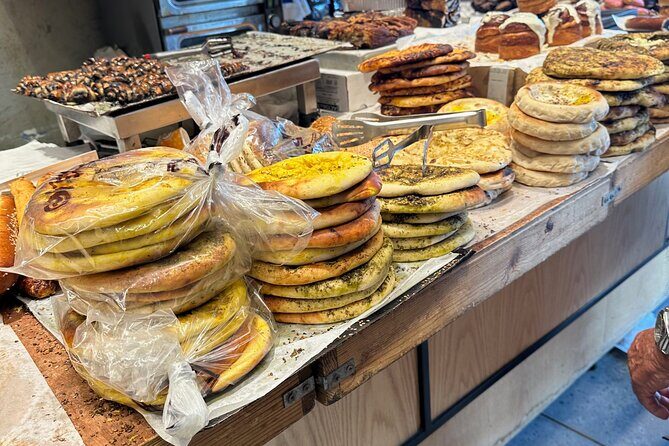 Tel Aviv: Carmel Market Food Tasting Tour “Shuk Hacarmel” - Art Quest at Club Allenby 28: A Quick Hit of Tel Aviv Context