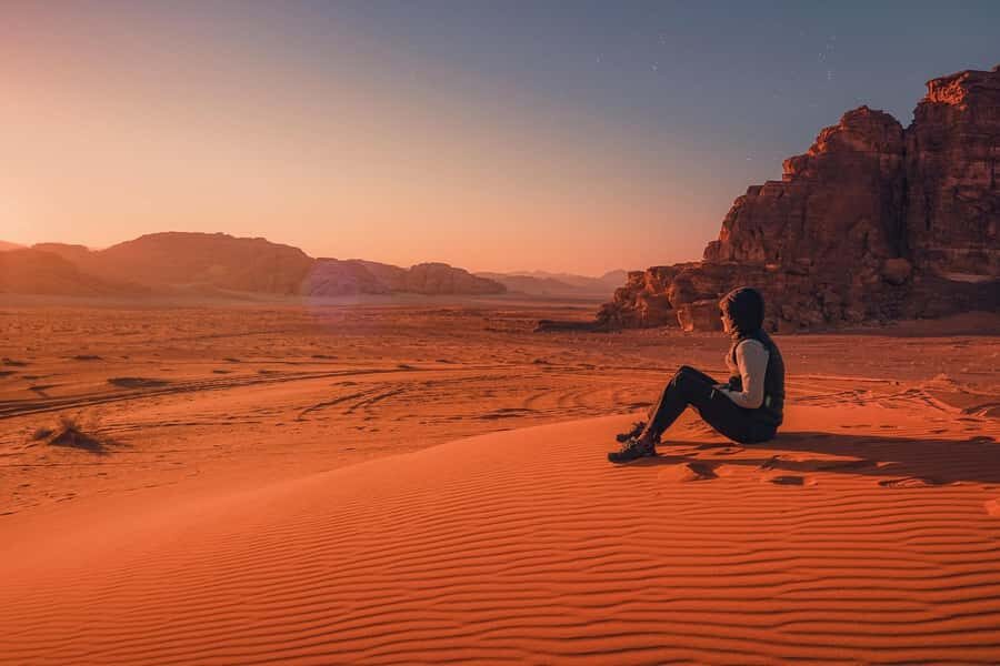 Tel Aviv: Petra & Wadi Rum 2-Day Glamping Trip with Flights - Logistics reality check: where this tour can trip you up