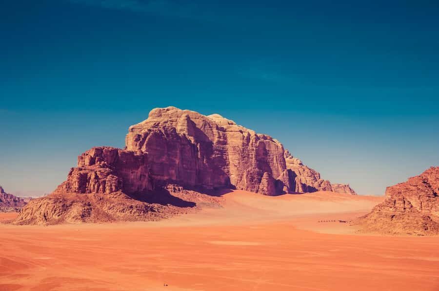 Tel Aviv: Petra & Wadi Rum 2-Day Glamping Trip with Flights - Aqaba stops: castle views and beach time (with add-on choices)