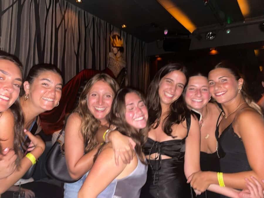 Tel Aviv: Pub Crawl and Nightlife Tour with Shots - Final venue: the last 50 minutes and how to finish strong