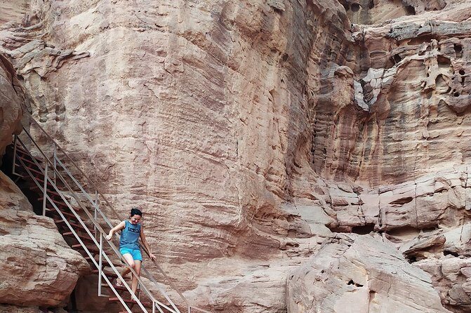 Timna park Jeep tour adventure - Bedouin Tea and Break Time That Doesn’t Feel Random