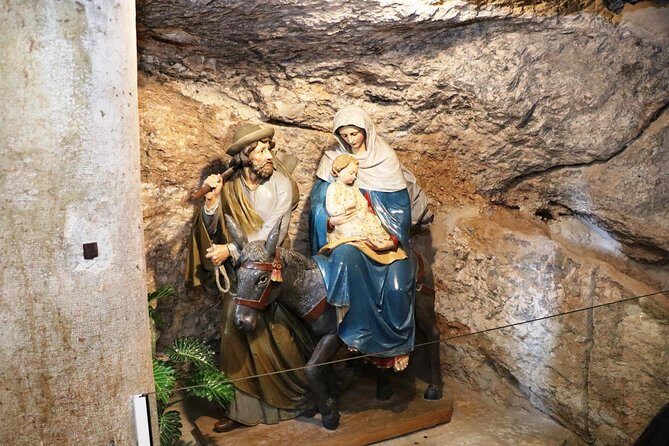 Tour From Jerusalem & Tel Aviv: Half Day Travel to Bethlehem - Church of the Nativity: Going Under the Famous Grotto