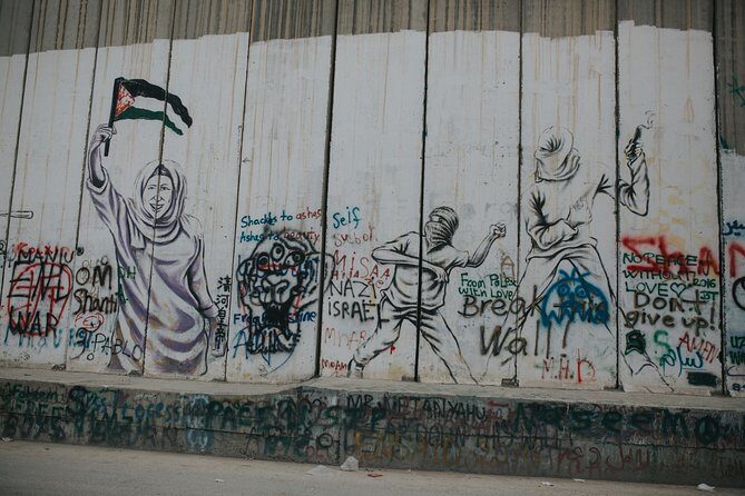 West Bank Tour from Tel Aviv - Ramallah for 3 Hours: Streets, Arafat’s Tomb, and the Reality Between Monuments